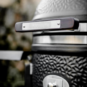 monolith kamado grill avangarde